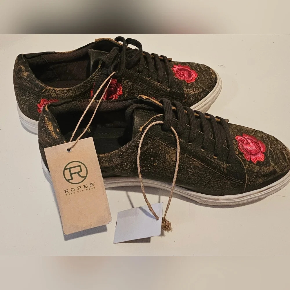 Roper NWT “Madeline” Brown brushed Leather Embroidered upper lace up SZ. 6.5